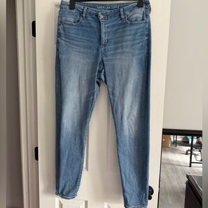 American Eagle Curvy High Waisted Crossover Skinny Jeans